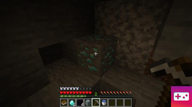 How to Make an Enchanted Table in Minecraft